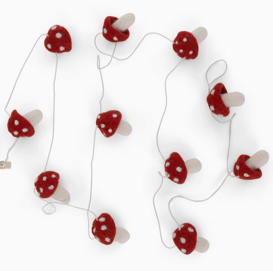 Garland W/Rusty Red Mushrooms