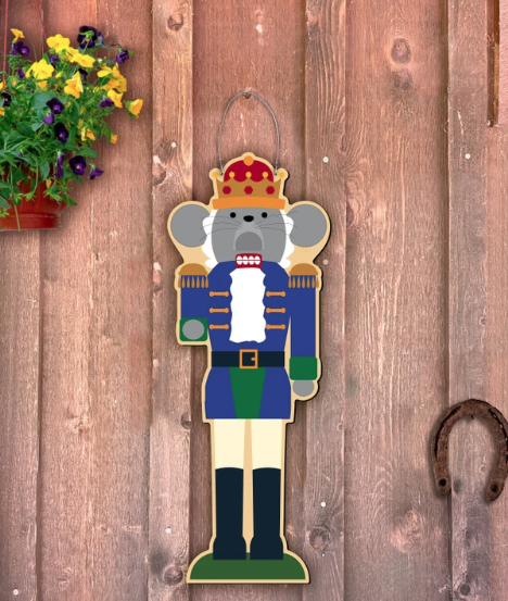 Mouse King Doorhanger - Outdoor Metal Art