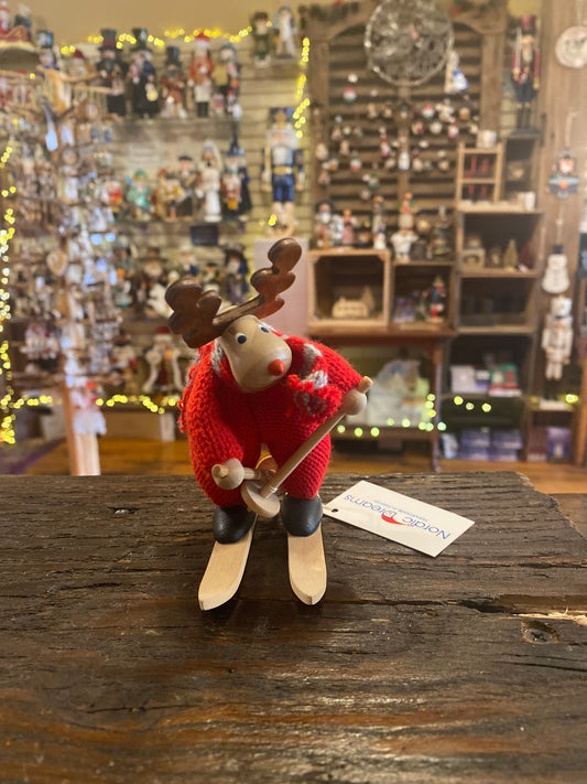 Deer figure On Skis
