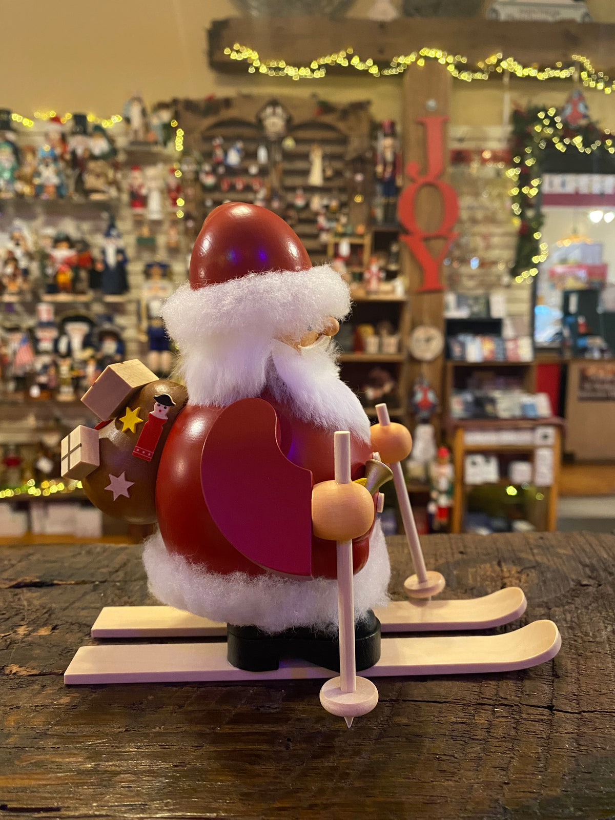 Santa Claus on Skis German Smoker
