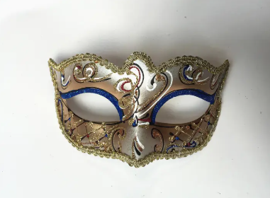 Victorian Eyelet Swirl Mask in Gold and Silver