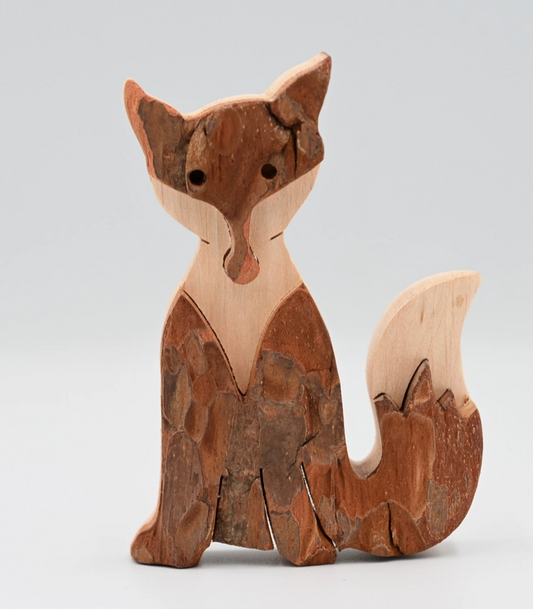 Bark sitting fox - small