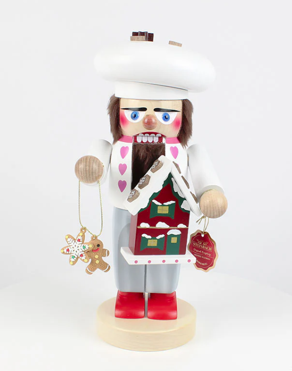 Chubby Gingerbreadbaker Nutcracker