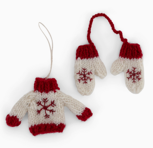 knitted sweater and gloves - white